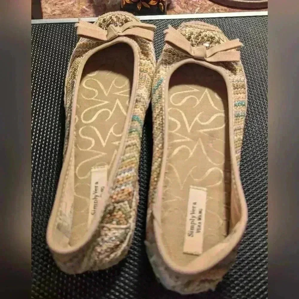 Vera Wang Jeweled Espadrilles Size 8M